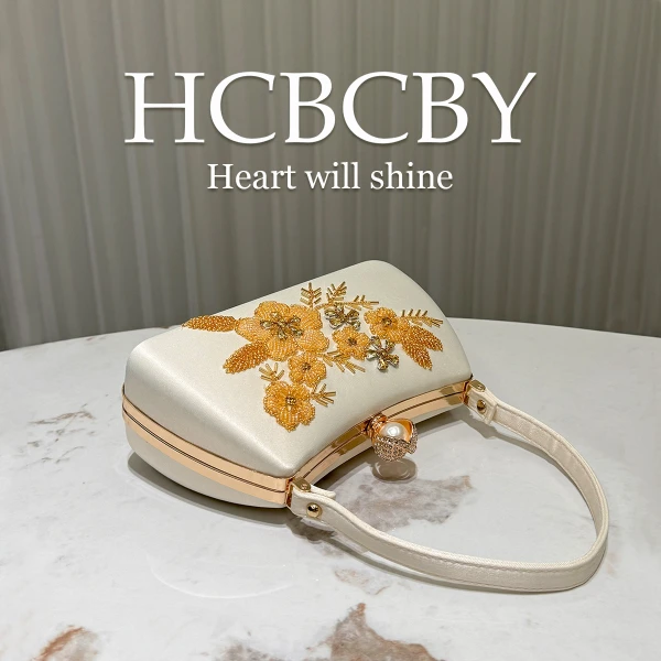 HCBCBY Beaded Floral Pearl Clutch